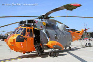 11 SeaKing HU5 XV666